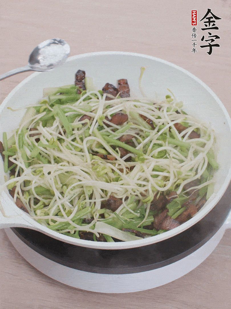1點鹽、糖調(diào)味。